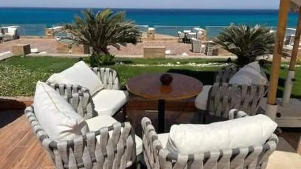 الفندق ميرال - العين السخنة